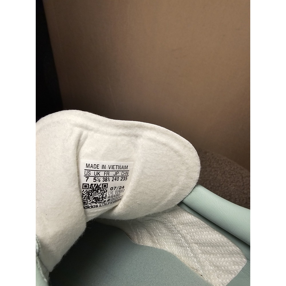 adidas Gazelle JQ3902 Womens 7 Mint Green Suede White Sneakers Shoes - Picture 7 of 8